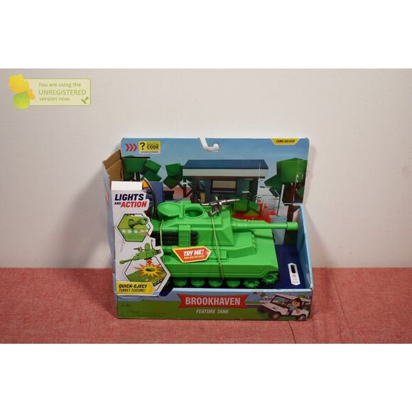 Roblox DevSeries Brookhaven Feature Tank (Missing Figure)* - Picture 1 of 5